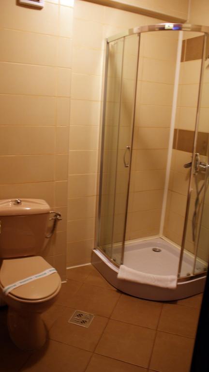 Pensiunea Novis Iasi Exteriör bild
